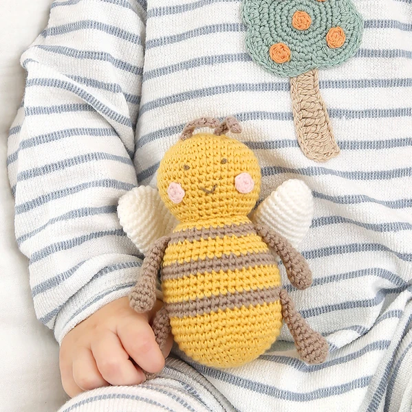 Albetta Crochet Baby Bee Rattle Toy 3 Albetta Crochet Baby Bee Rattle Toy